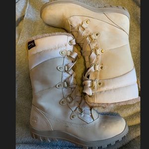 Waterproof snow boots